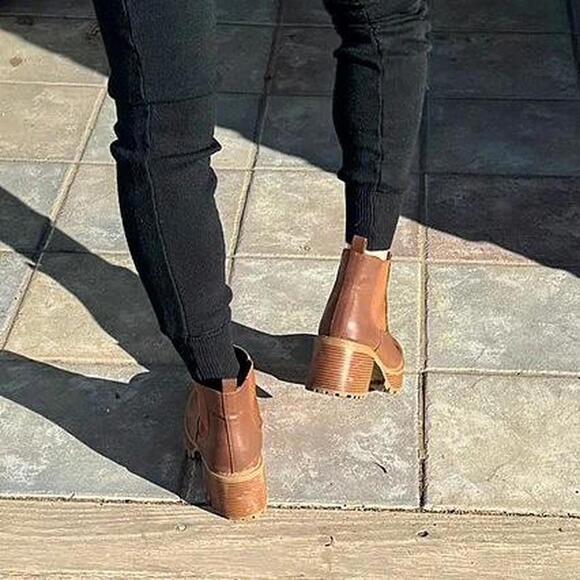 MIA Brown Chelsea Platform Ankle Boots | Women’s 9 - Picture 6 of 6